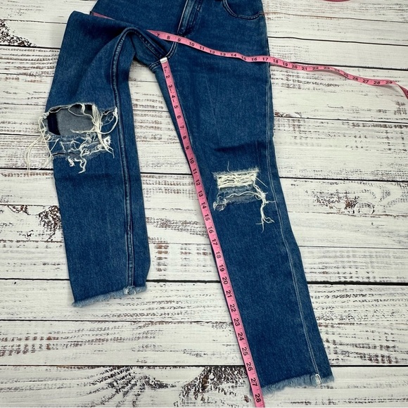 Monki Size 26 Kimono High Waist Raw Hem Distressed Ankle Jeans - Picture 9 of 13